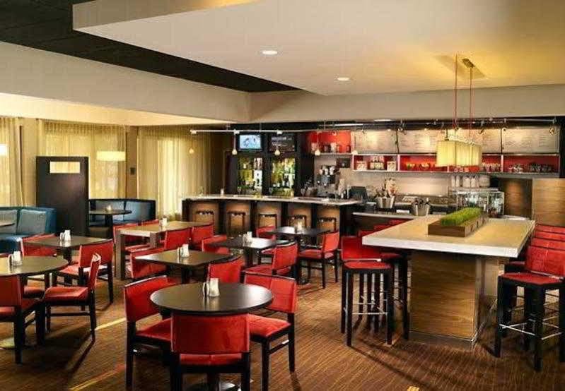 萨凡纳市中心万怡酒店 薩凡納 外观 照片